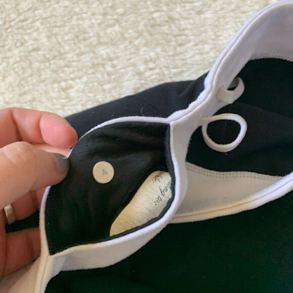 Lululemon Cropped Athletic Leggings Pants - Picture 4 of 6